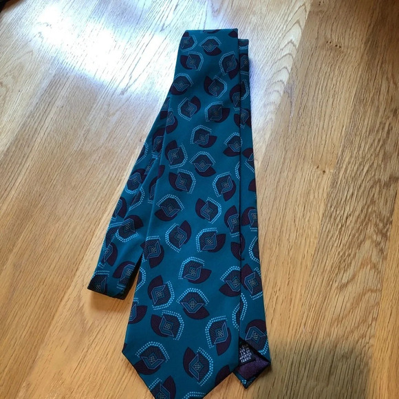 Men’s Tie Christian Dior 100% Silk Teal Pattern - Picture 1 of 3